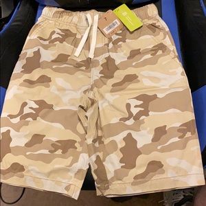 Camouflage Crazy 8 size 7 shorts